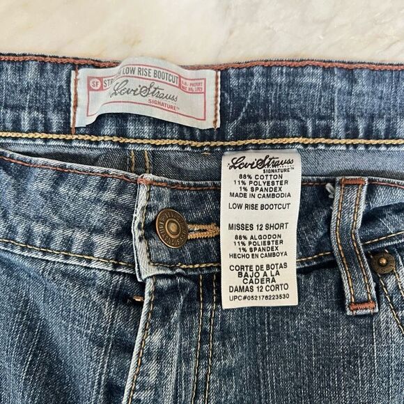 Levi Strauss stretch low rise bootcut short misses jeans size 12 - Picture 4 of 6